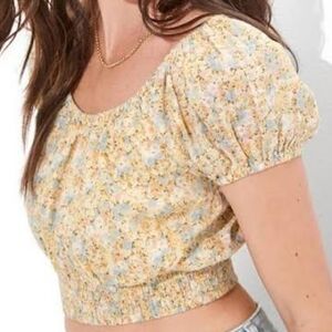 NWOT American Eagle Cropped Floral Top, size Large